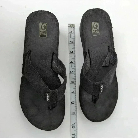 Teva Mush Black Wedge Flip Flop Sandals - Picture 9 of 11